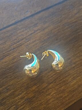 Polished Gold Curved Drop Stud Earrings - Women Jewelry